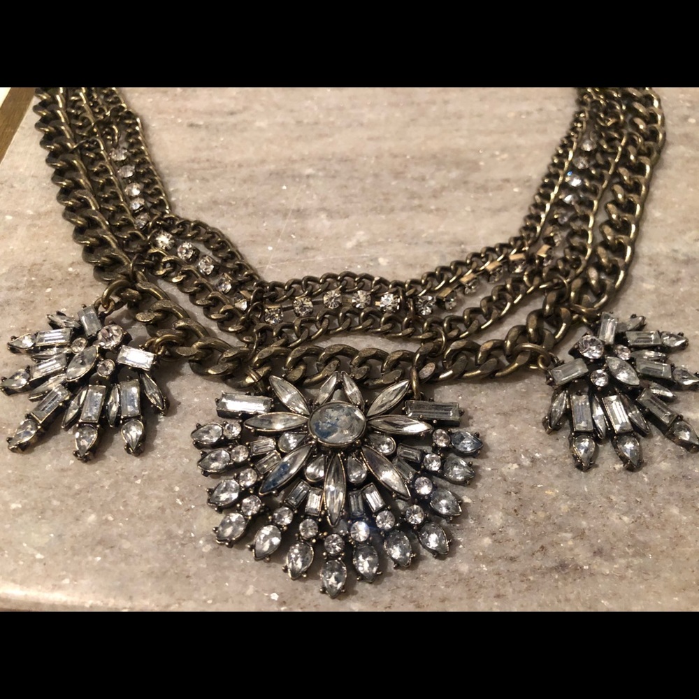 Statement necklace